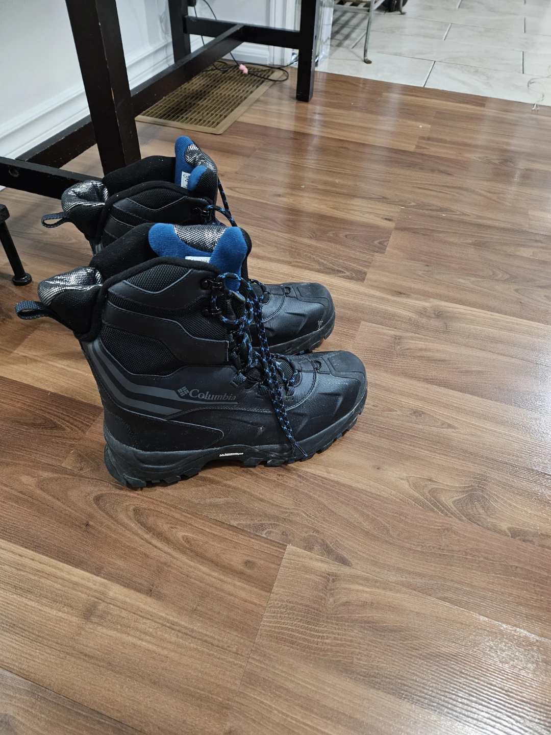 Columbia Black Winter Boots