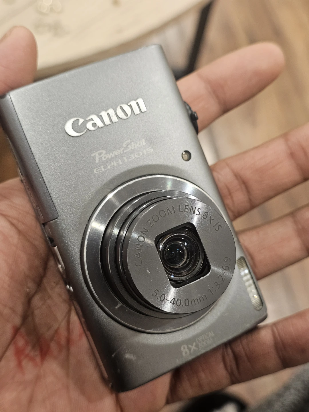 Canon PowerShot ELPH 130 IS Digital Camera