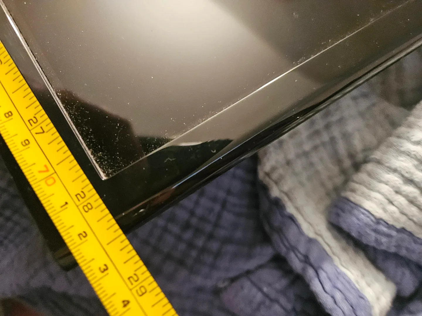 Samsung TV - 28 inch