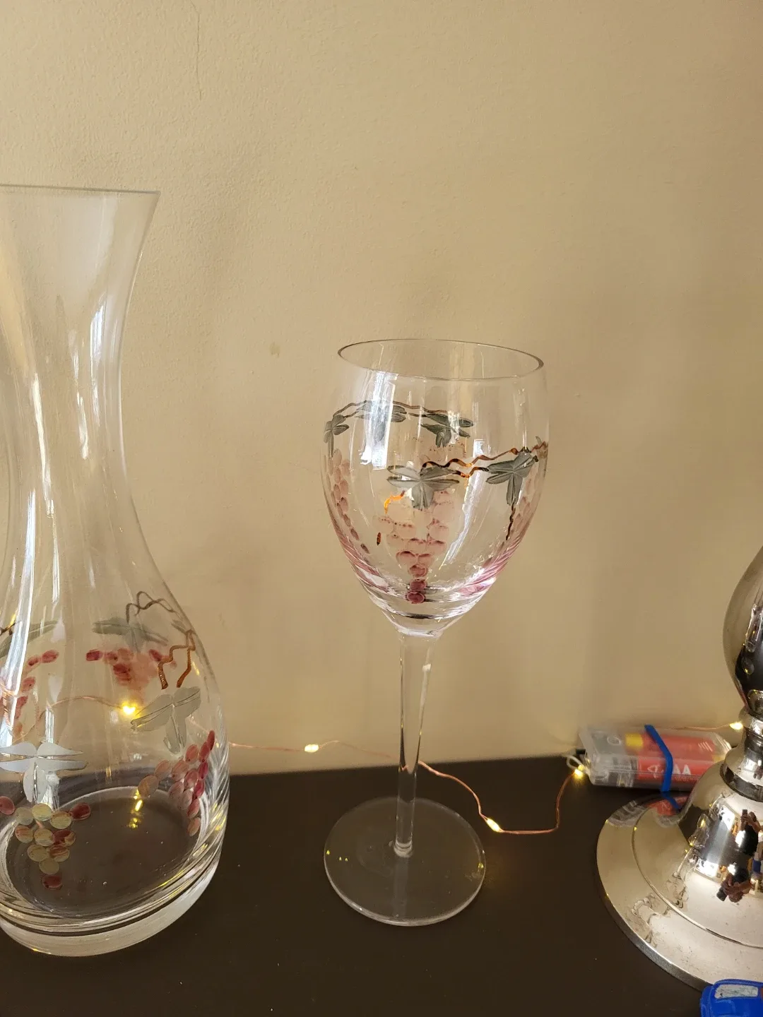 Vintage Wine Glasses and Carafe Set image indicator(5)