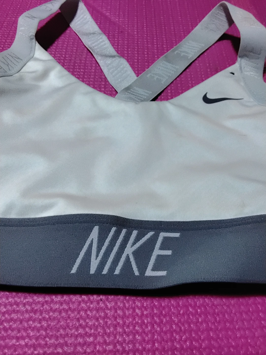 🧚‍♀️🎀 Nike Sports Bra - White & Grey 🎁🔅 - photo 4