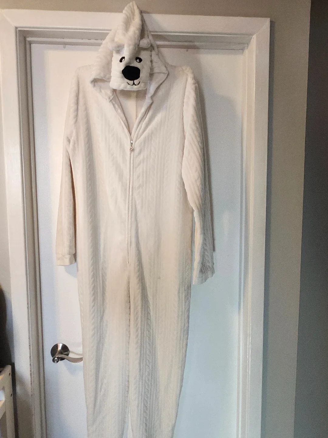 Denver Hayes Polar Bear Onesie - XL image indicator(2)