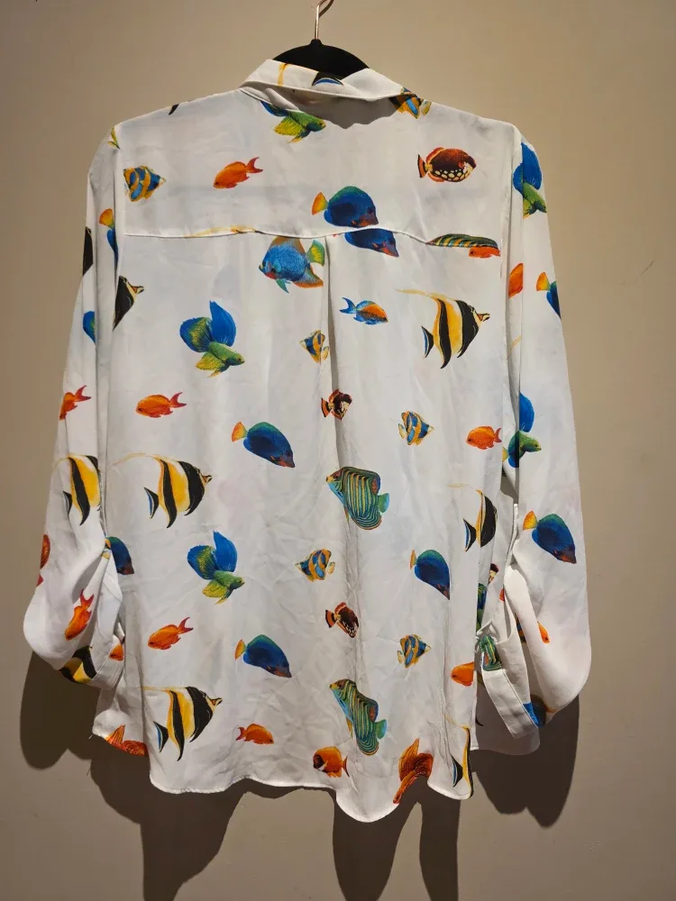 Forever 21 Fish Print Blouse - Size M image indicator(3)