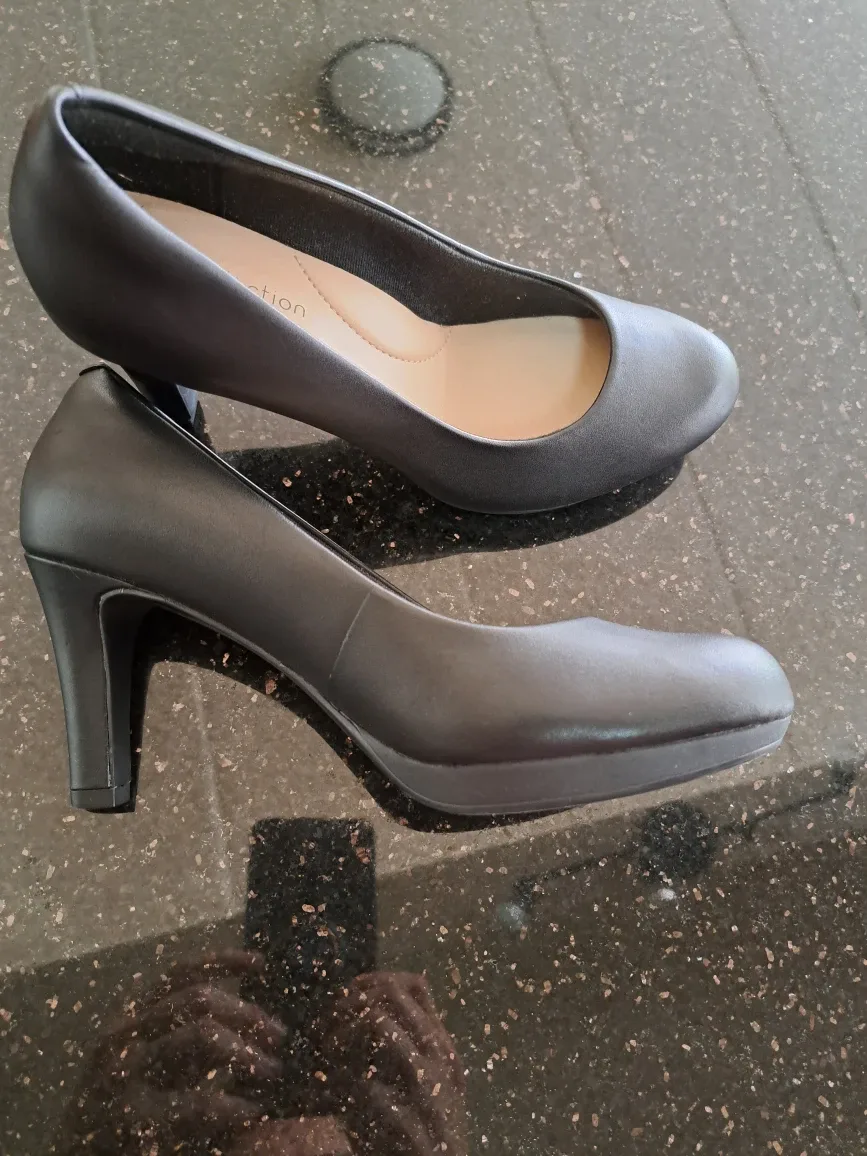 Clarks Collection Black 5 1/2 US