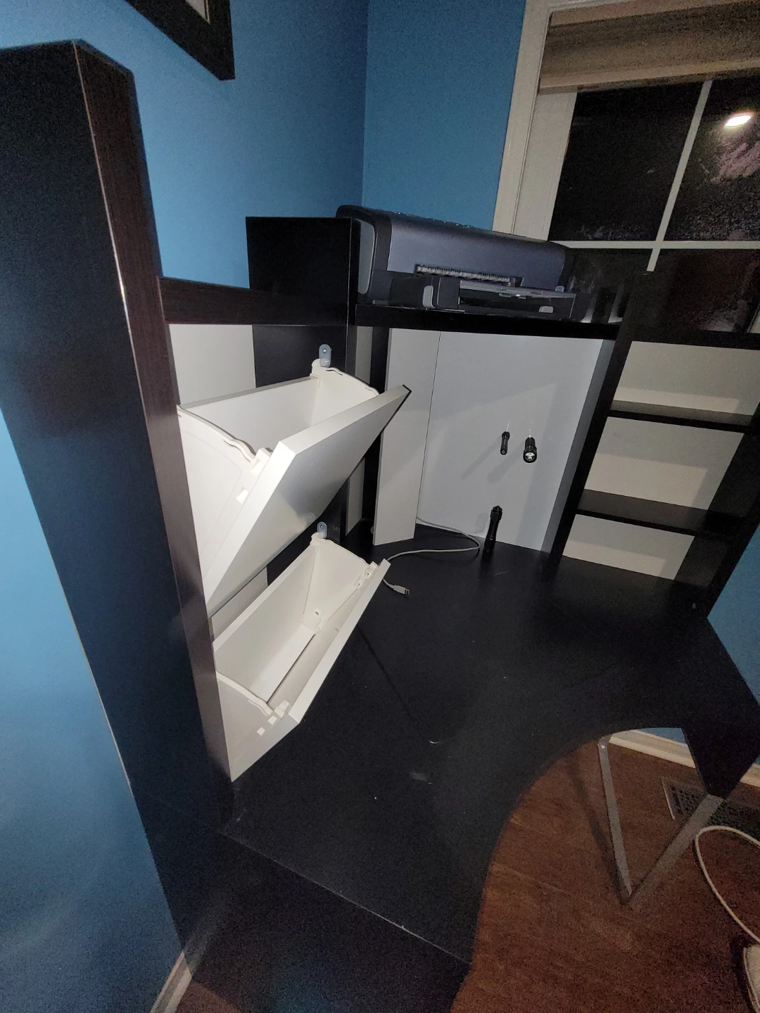 IKEA Micke Corner Desk - photo 2