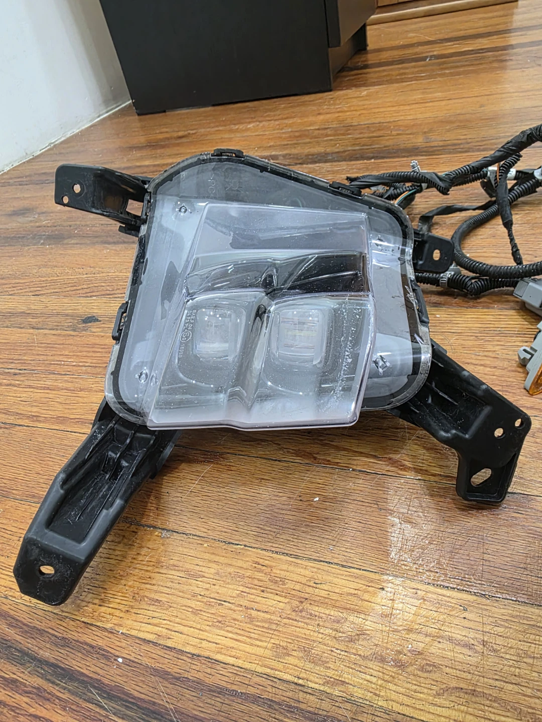 Passenger side Fog Light  Kia K5 GT / Line Sedan — 92202-L2100