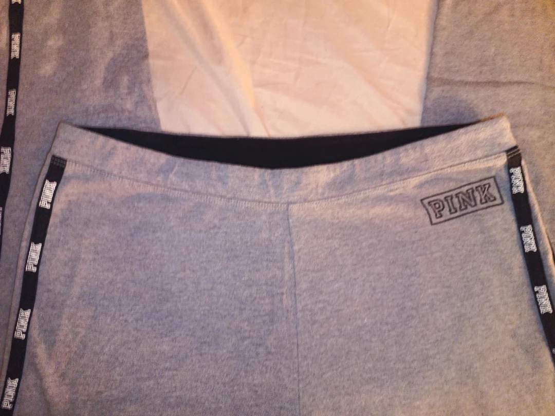 PINK Victoria's Secret Gray Jogger Pants Size M - photo 4