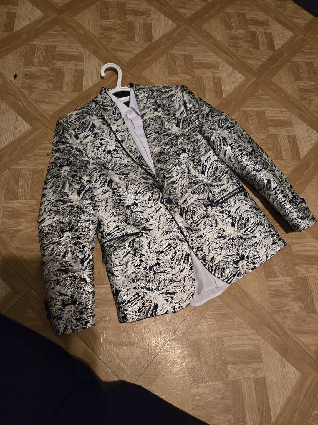 Kids World of USA Suit - Size 12 - photo 3