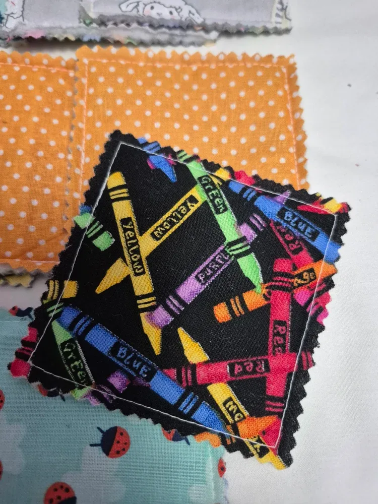 Scrap fabric cards  & drawstring bag memory game image indicator(3)