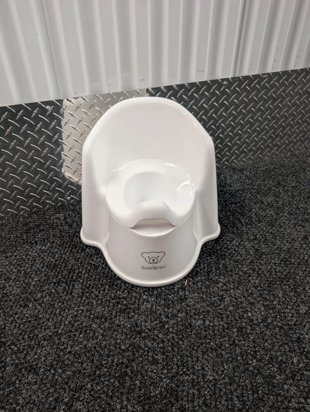 BabyBjorn Potty Chair - White