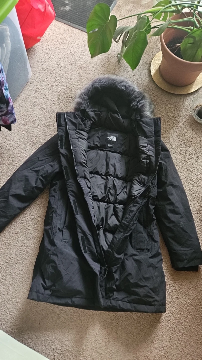 The North Face Women's Parka - Size XL - photo 2