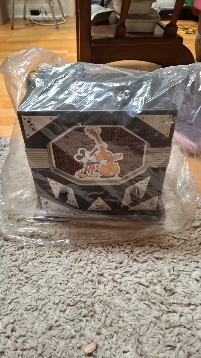 Mickey Mouse Nostalgic Radio - Mickey Unlimited - photo 2