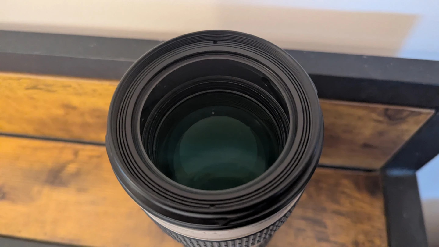 Canon Zoom Lens EF 70-200mm f/4 L USM - photo 2