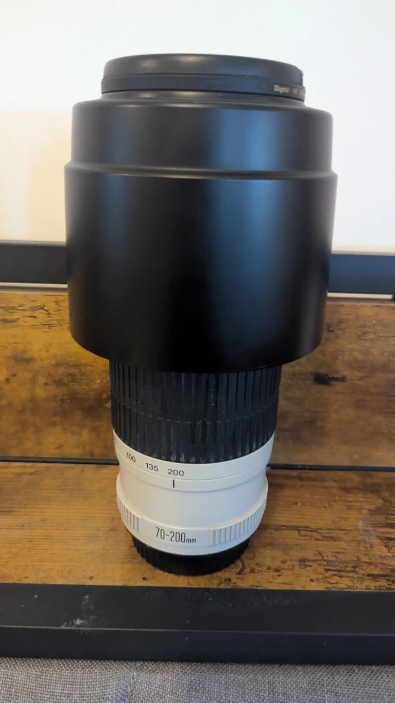 Canon Zoom Lens EF 70-200mm f/4 L USM - photo 4