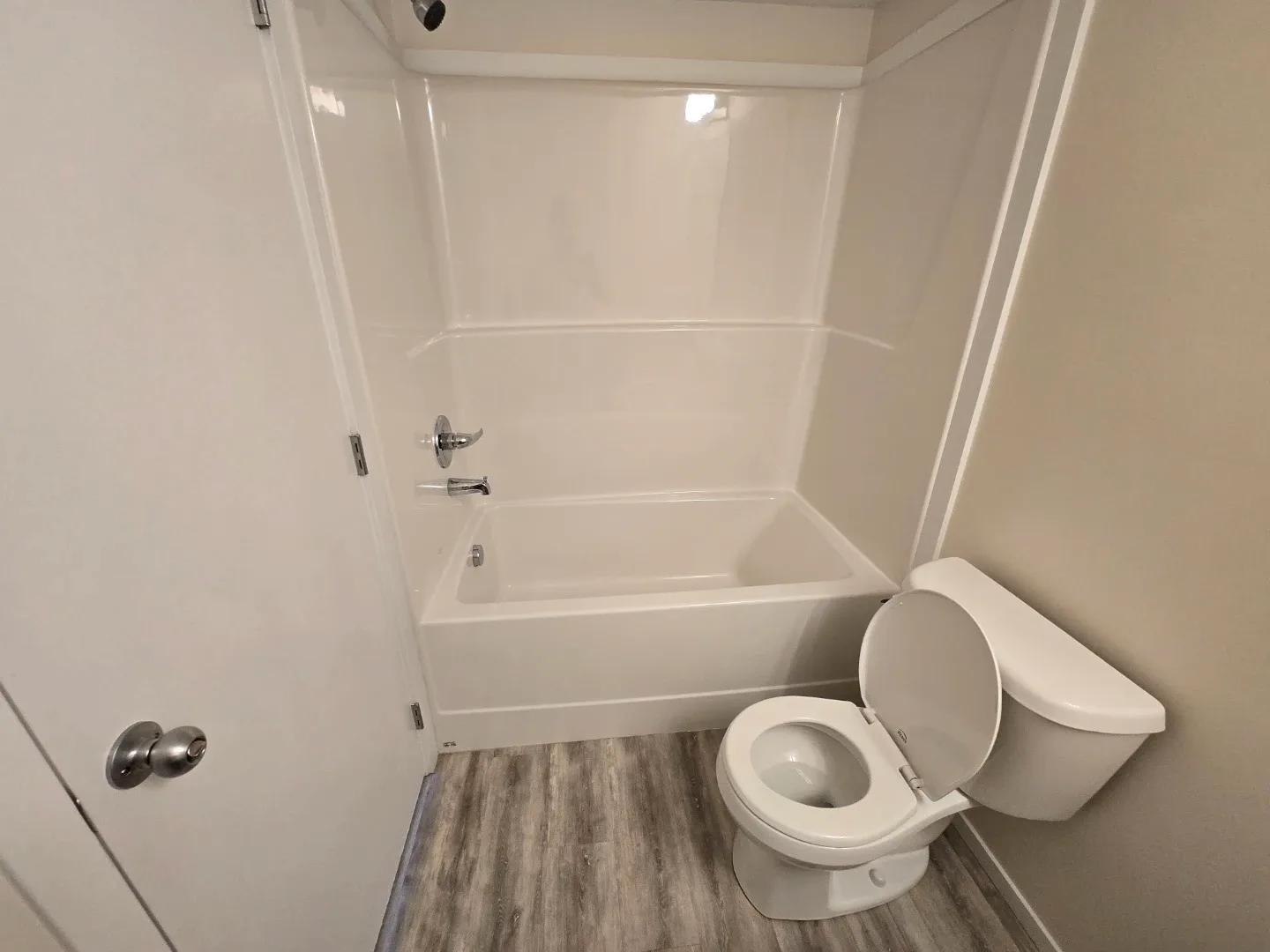 1 BED 1 BATH APARTMENT FOR RENT image indicator(2)