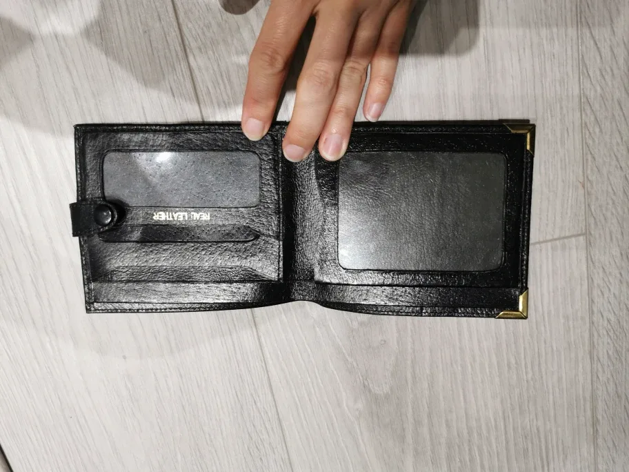 Leather Wallet - Black image indicator(2)