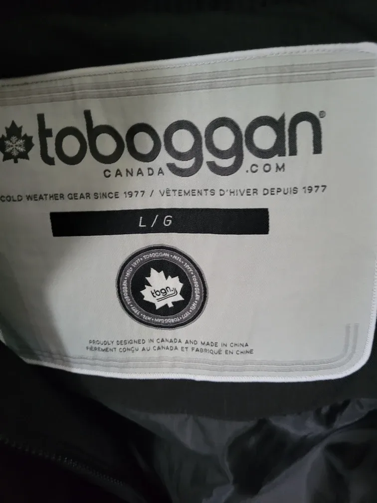 Toboggan Canada Black Winter Jacket - Size L image indicator(3)