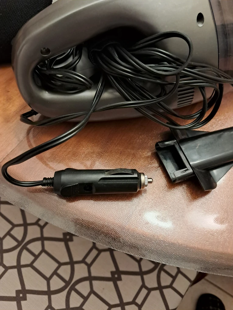 GW Handheld Car Vacuum - Great Condition! - photo 2
