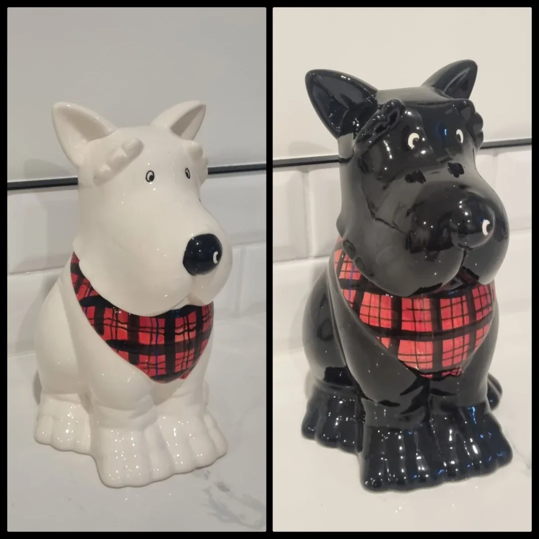 2 Scottich Dog  Cookies Jars
