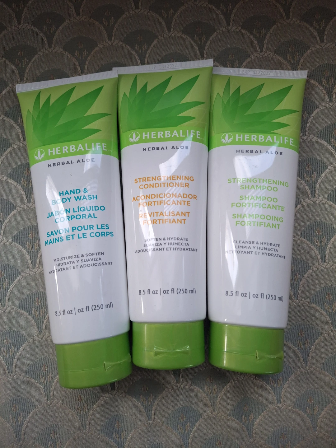 Herbalife Herbal Aloe Set: Body Wash, Conditioner, Shampoo
