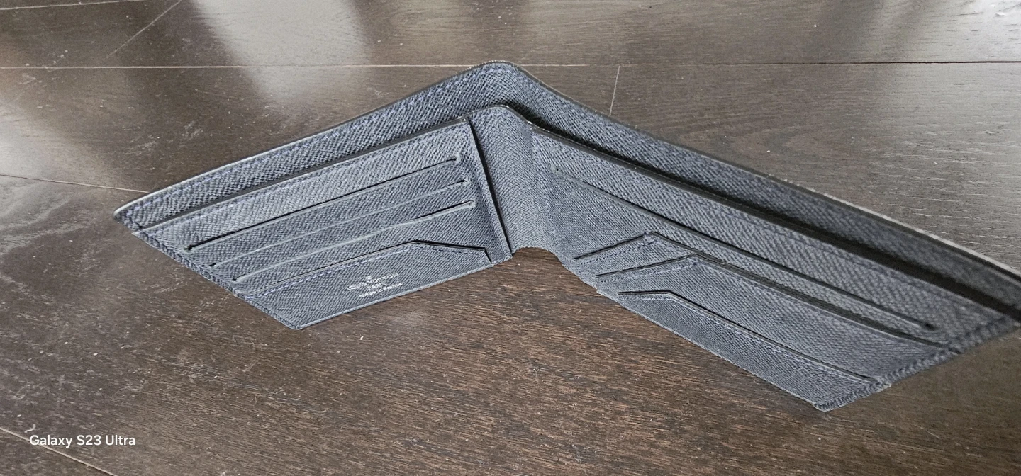 Louis Vuitton Wallet - photo 5