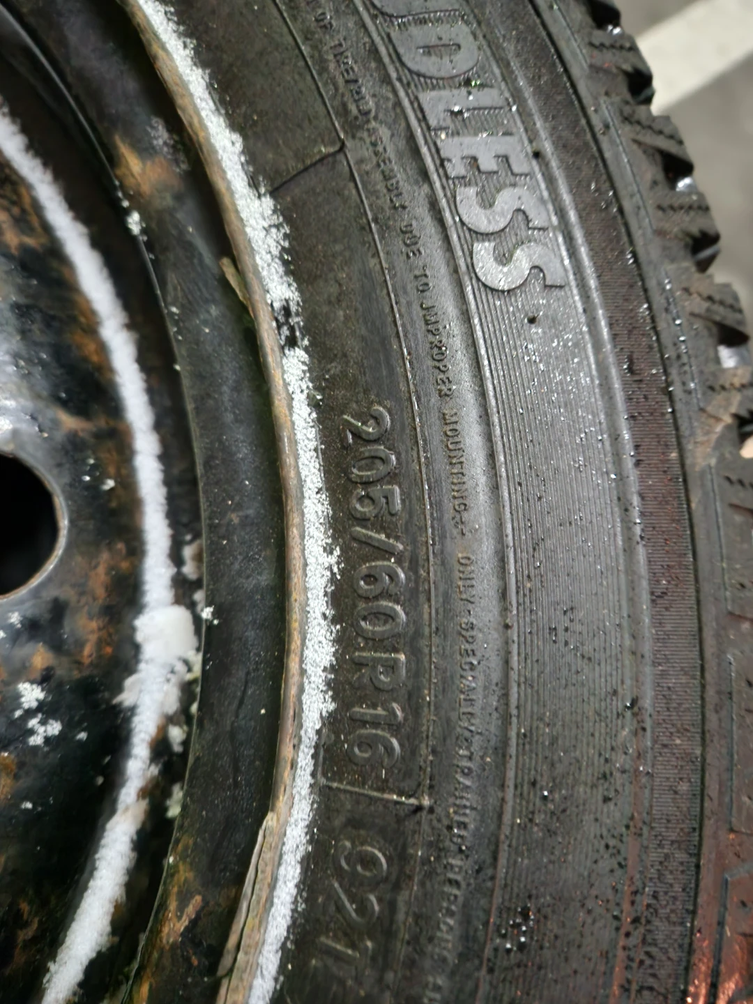 Winter Tire nitto 205/60R16 - photo 3