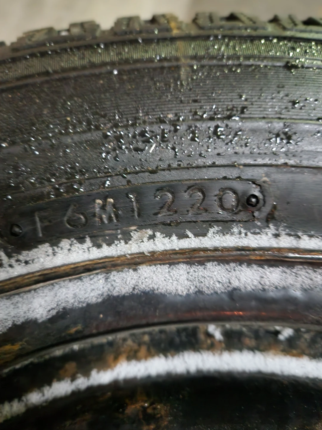 Winter Tire nitto 205/60R16 - photo 4