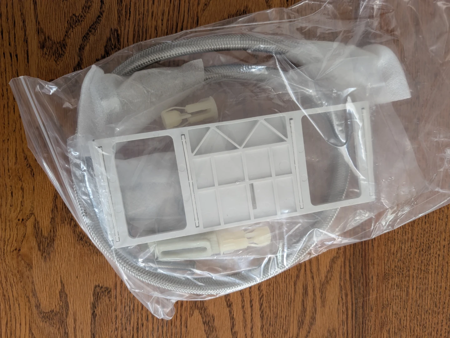 Moen Bidet EB500-E / EB500-R - New in Package - photo 4