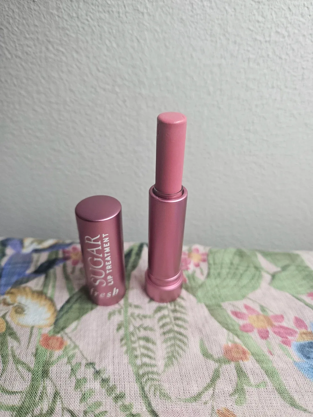 Cosmetics & Free Stuff image indicator(8)