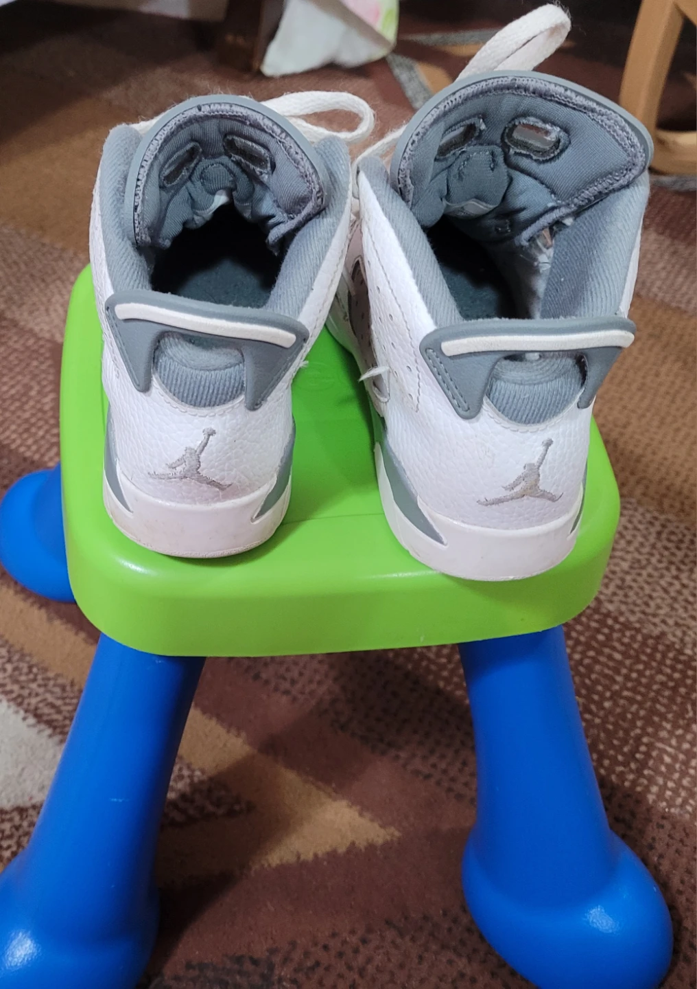 Jordan 6 Retro Toddler Shoes - White/Grey - photo 3