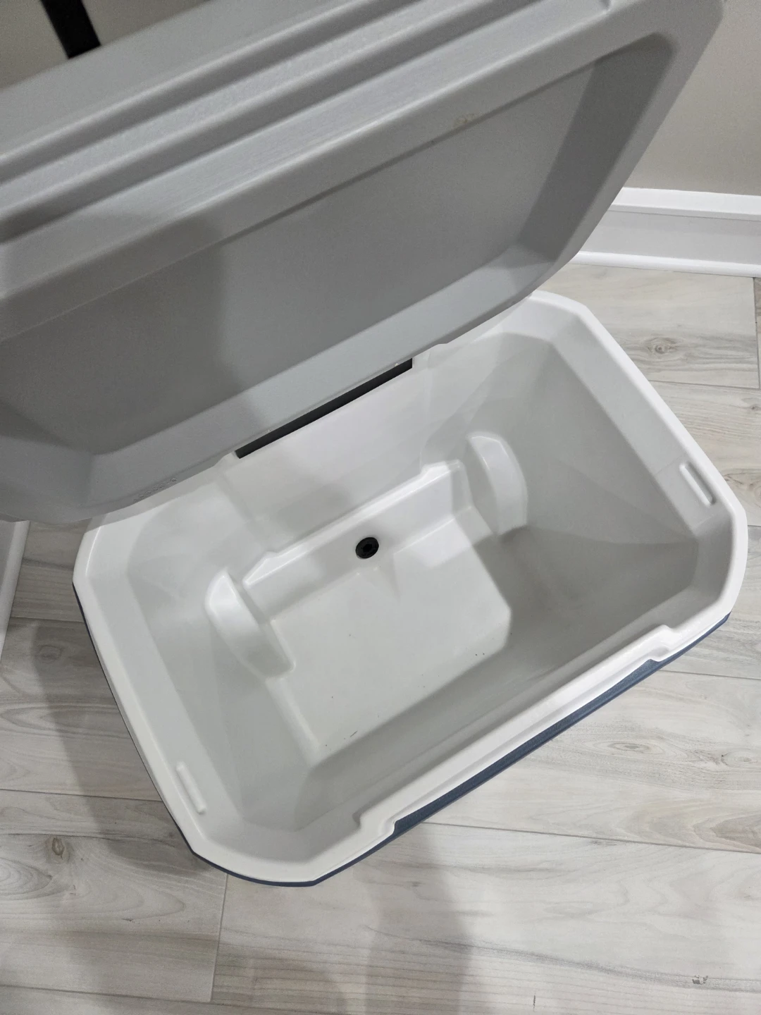 Coleman 316 Series 60-Quart Wheeled Cooler - photo 3