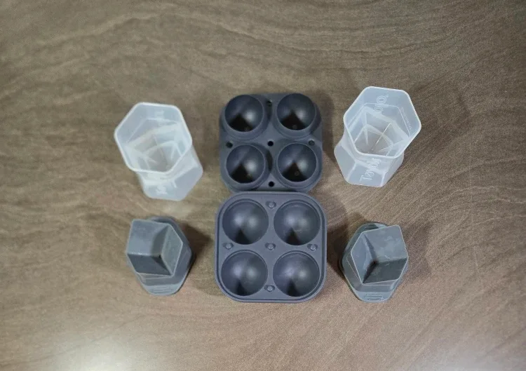 Ice Ball & Diamond Ice Mold Set image indicator(2)