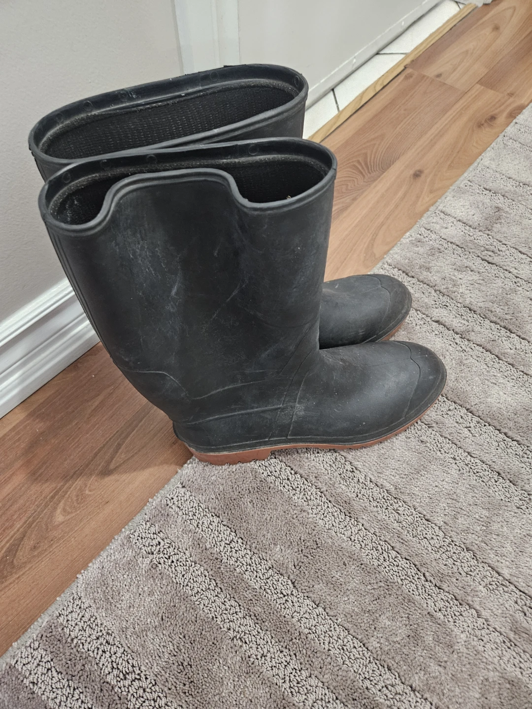 Black Rubber Boots - Size 11 - photo 4