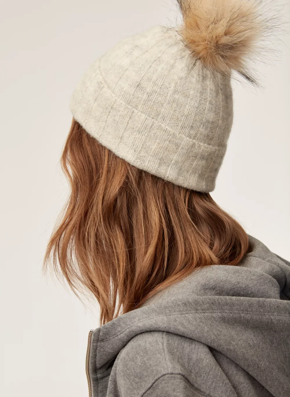 Aritzia Auxiliary Jay Peak Beanie