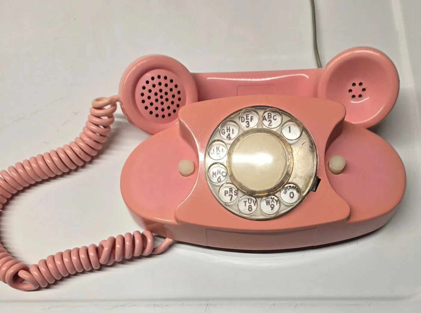 Vintage Pink Rotary Dial Telephone image indicator(2)