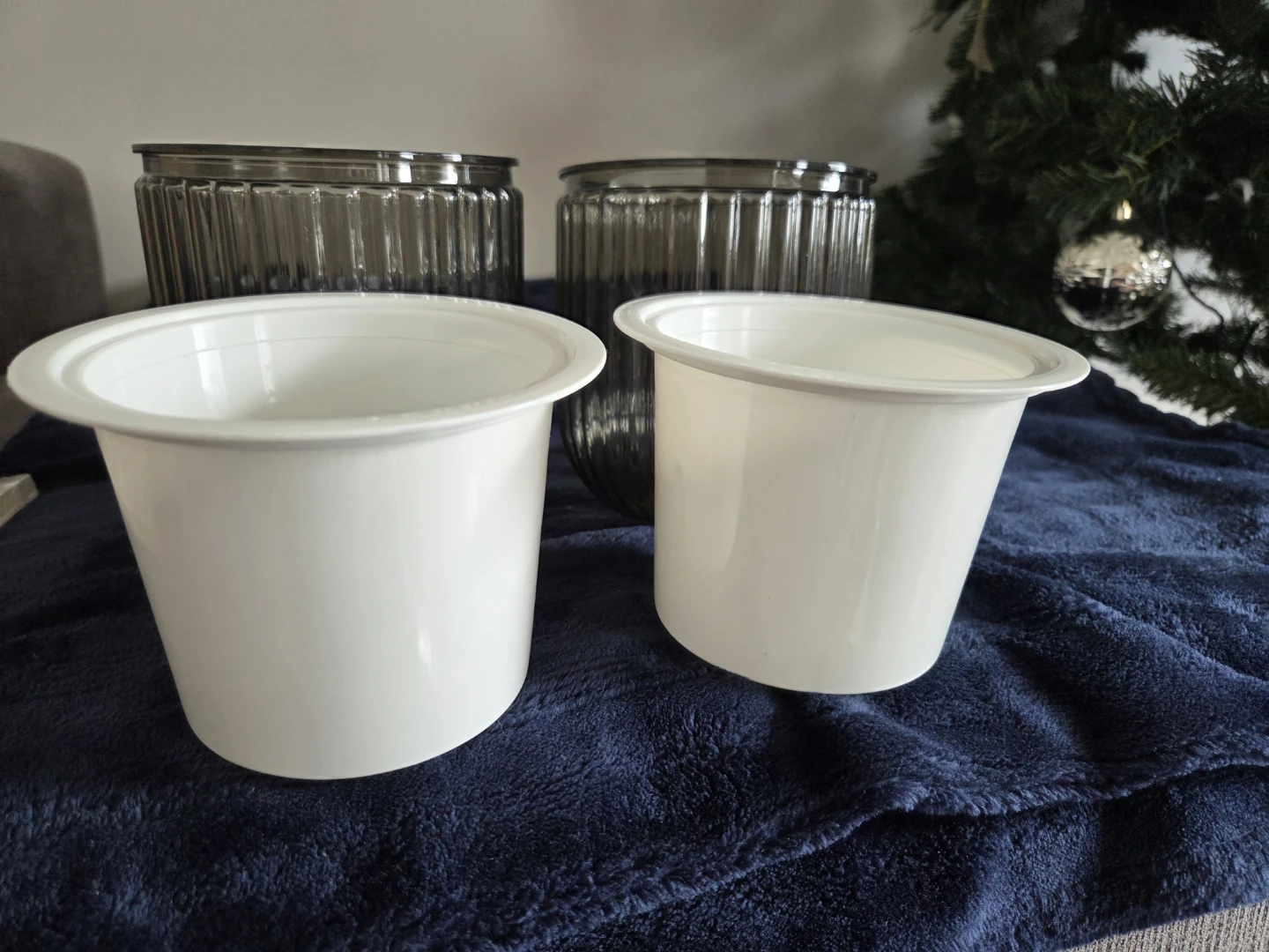 2 Pack Self Watering  Planters Indoor Flower Pots - photo 2