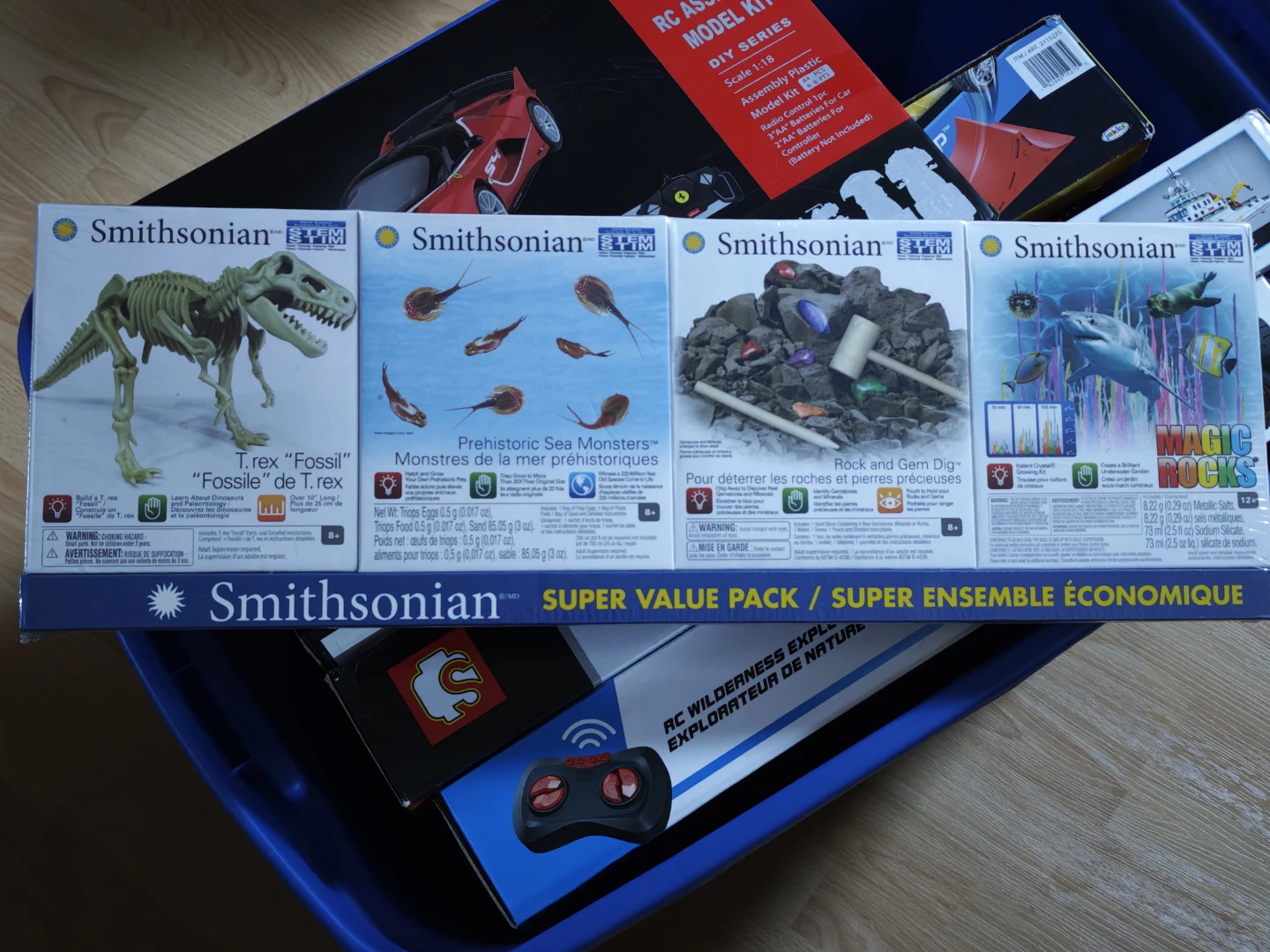 Smithsonian Super Value Pack Explorer Kit