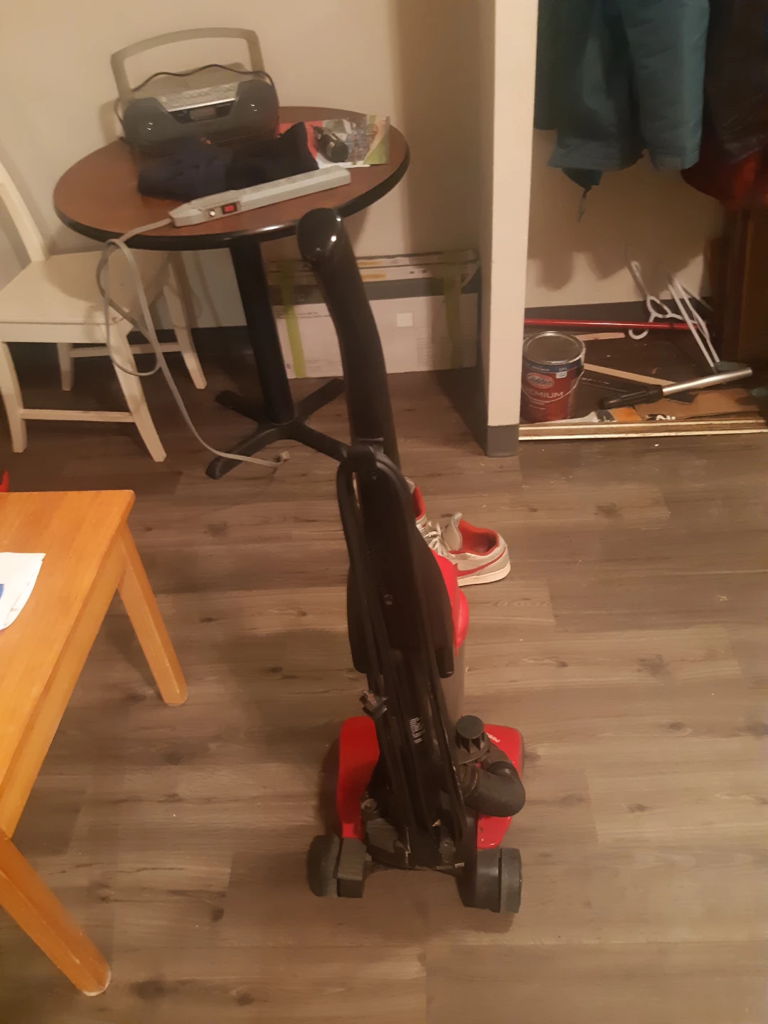 Dirt Devil Simpli-Stik Lightweight Vacuum - photo 2