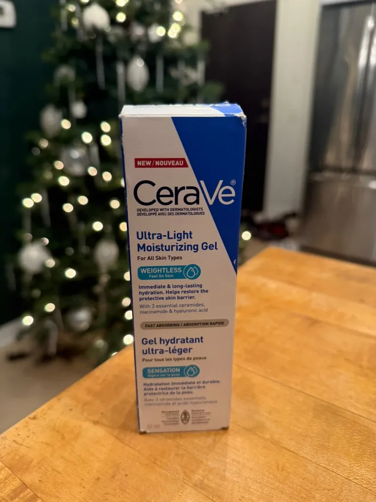 CeraVe Ultra-Light Moisturizing Gel #cleanout image indicator(2)