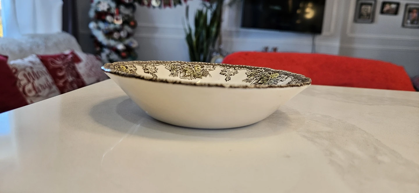 Johnson Brothers Old English Countryside Bowl - photo 2