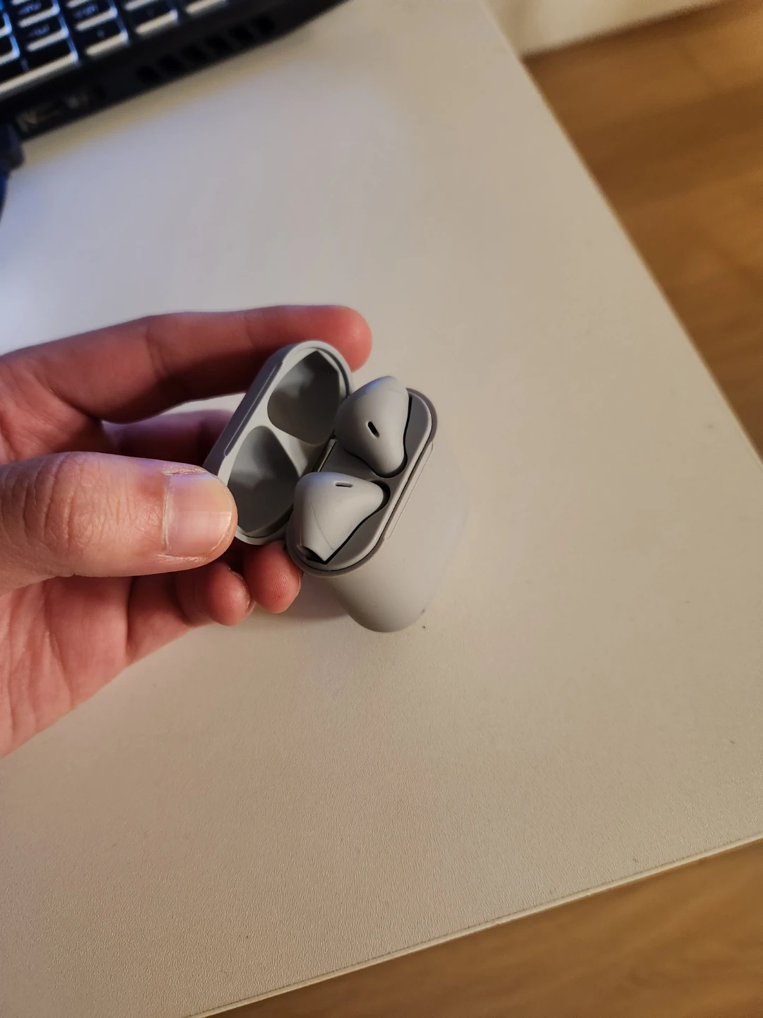 Used Wireless Earbuds - photo 2
