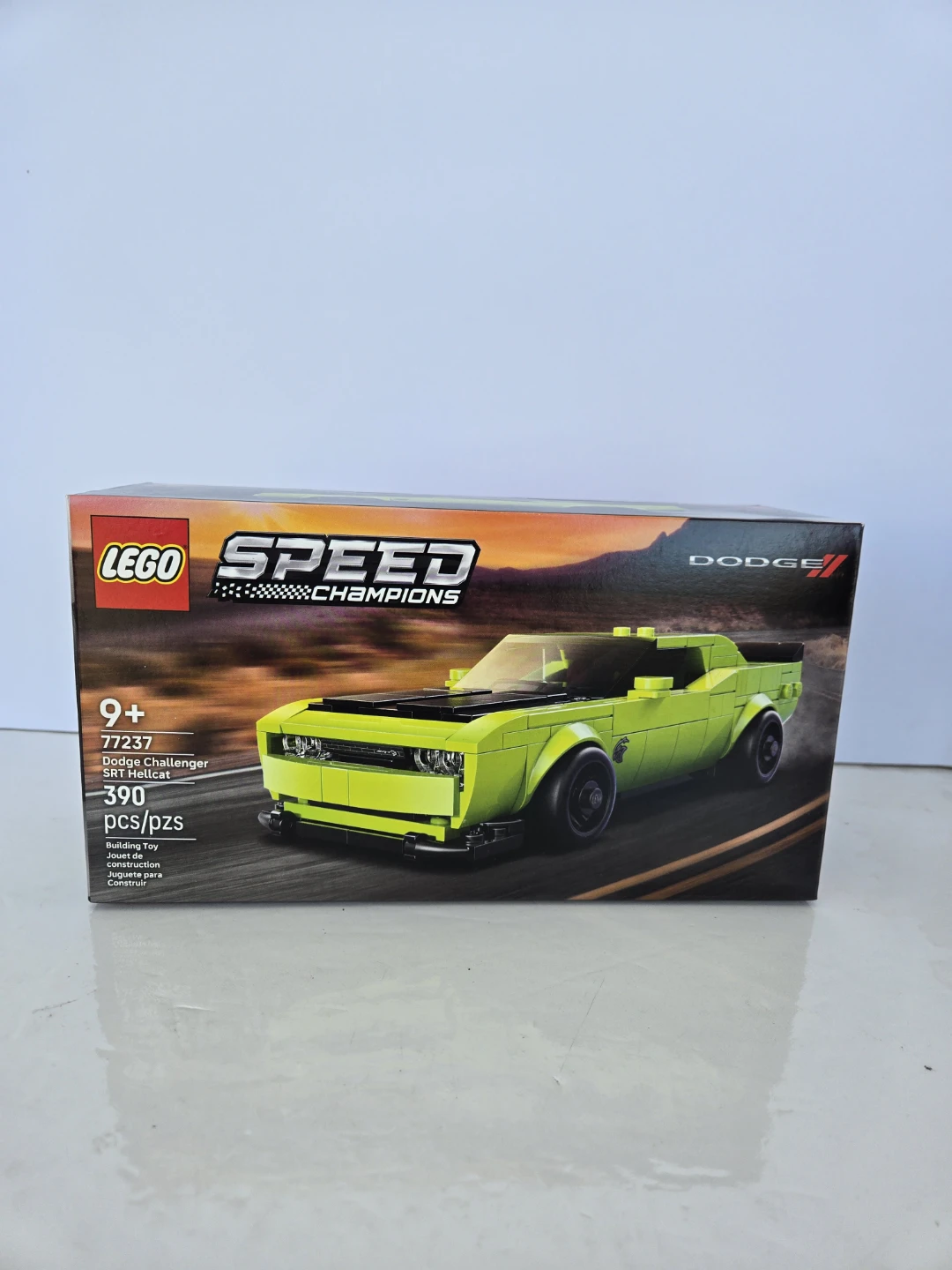 New in box lego speed champions dodge challenger