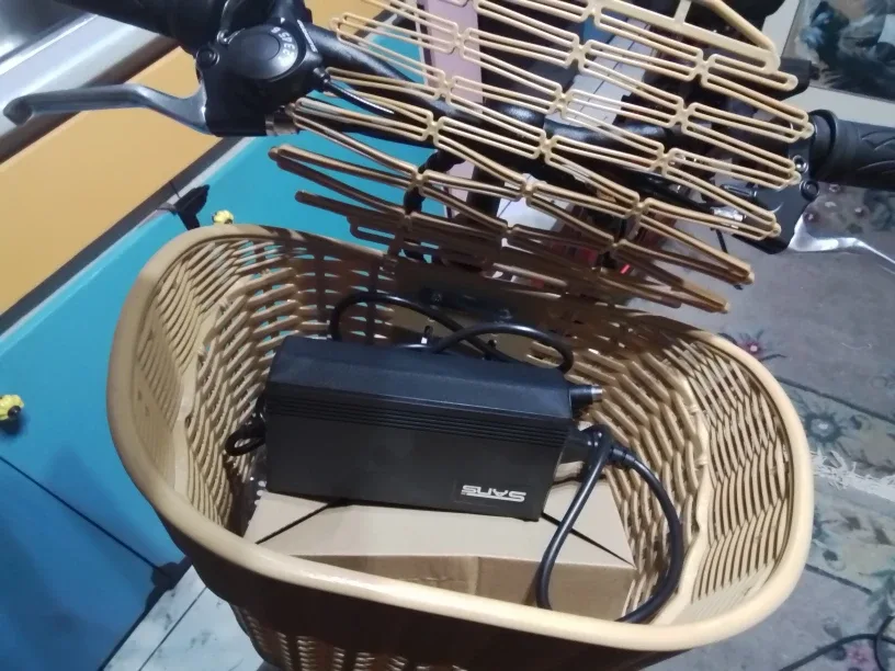 Daymak Paris V5 - Metallic Red Electric  Bicycle New image indicator(9)