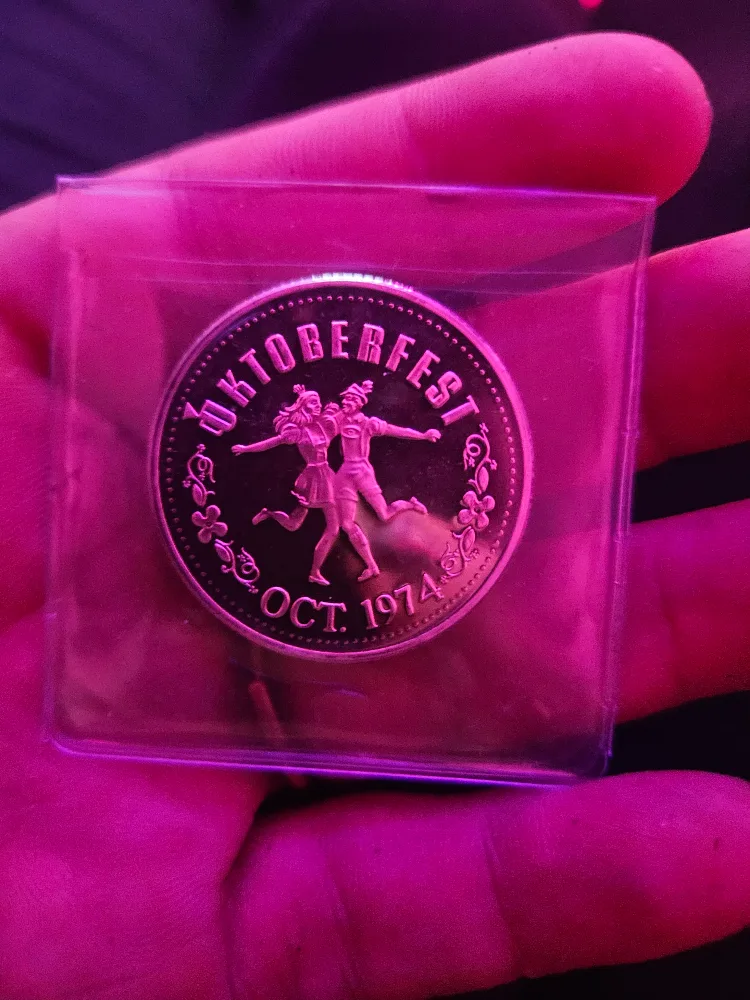 .999 silver Kitchener-Waterloo Oktoberfest Dollar - Oct 1974 image indicator(5)