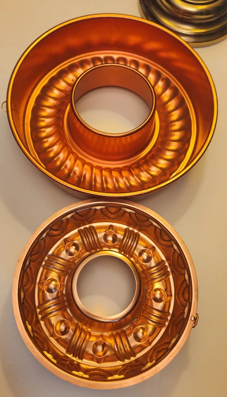 Copper Bundt Cake Pans (Set of 2)