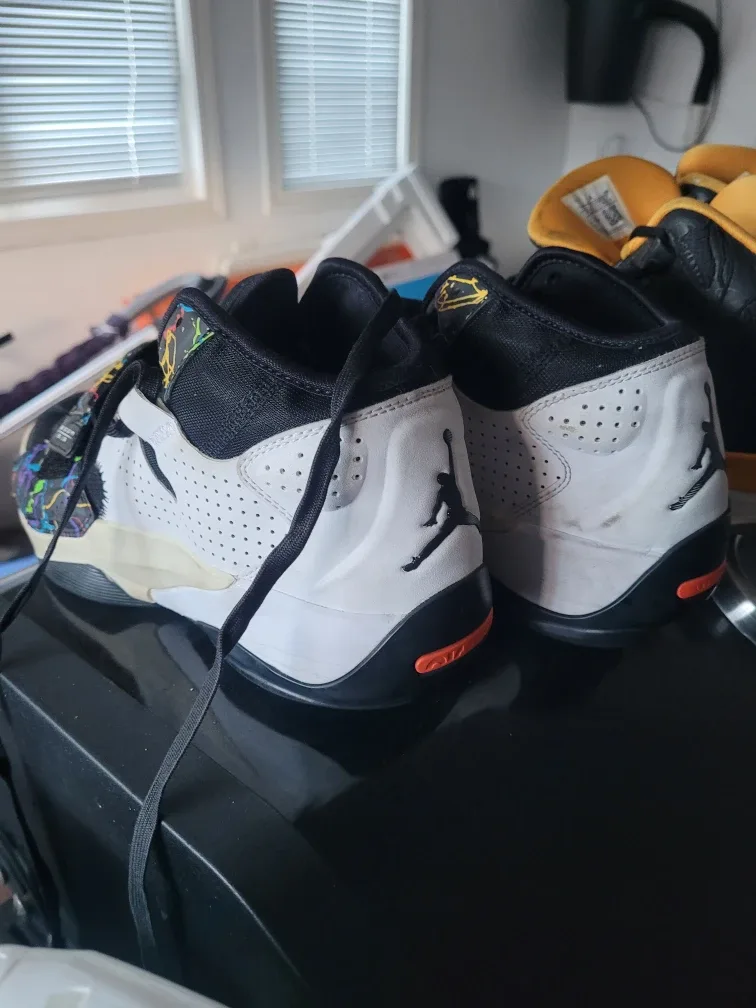 Jordan Flight 45 High Size 9 image indicator(2)