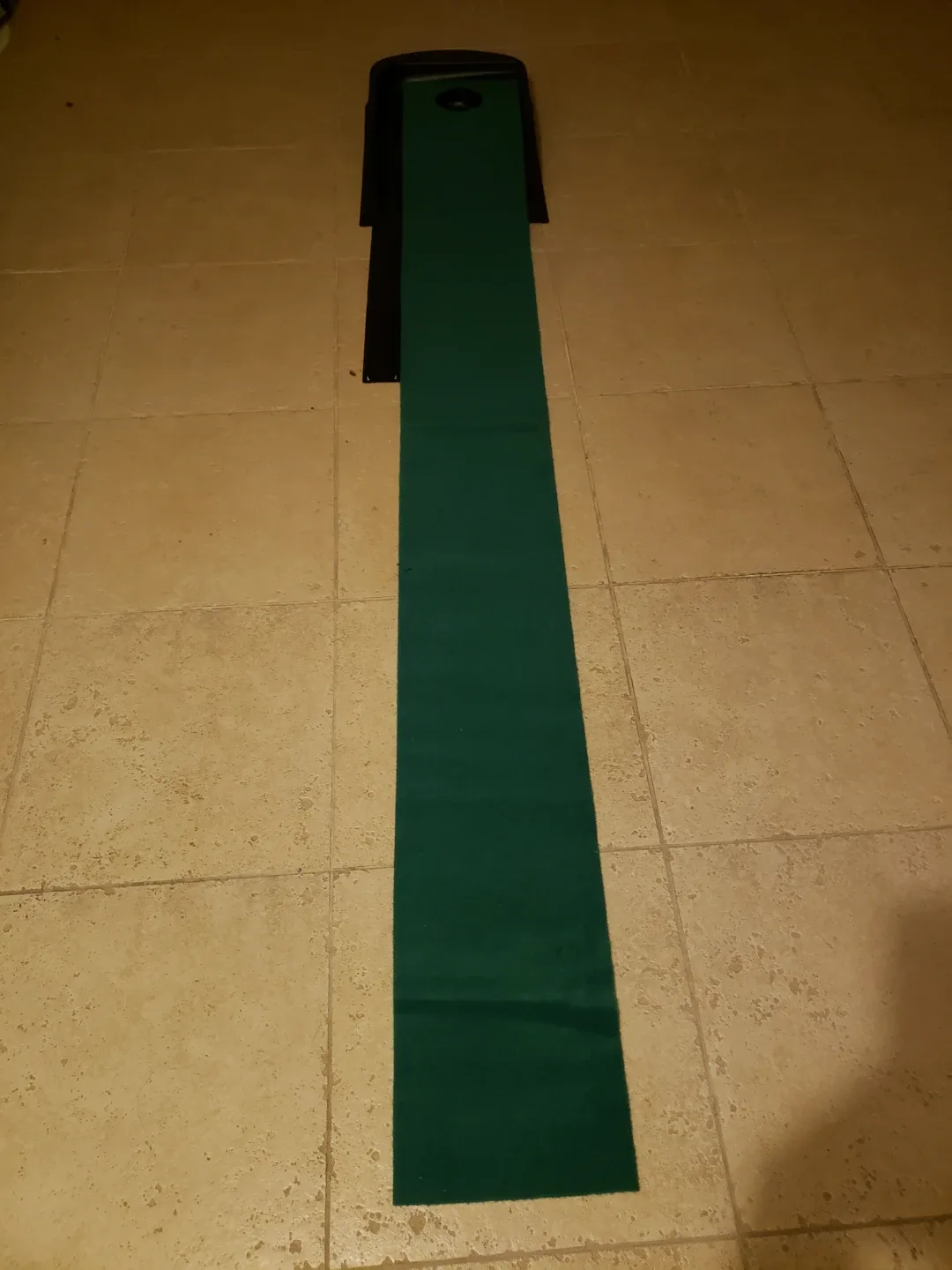 Pride Sports Continuous Return Putting Mat - 7 ft image indicator(3)