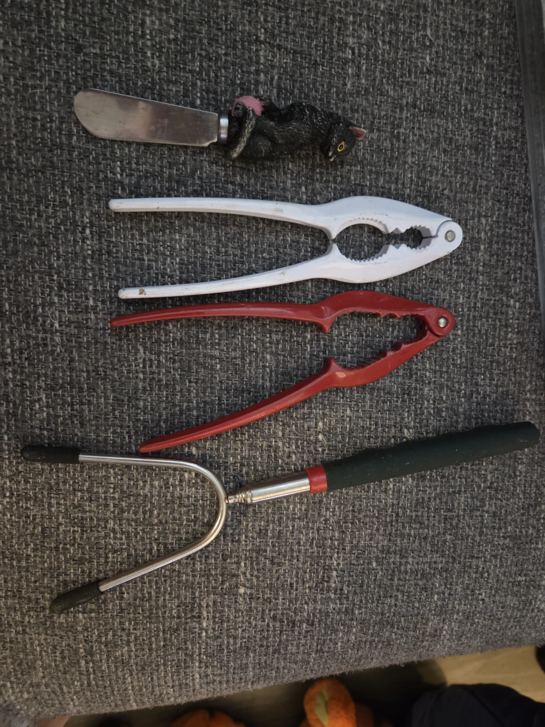 Kitchen Utensils: Nutcracker, Skewer, Knife