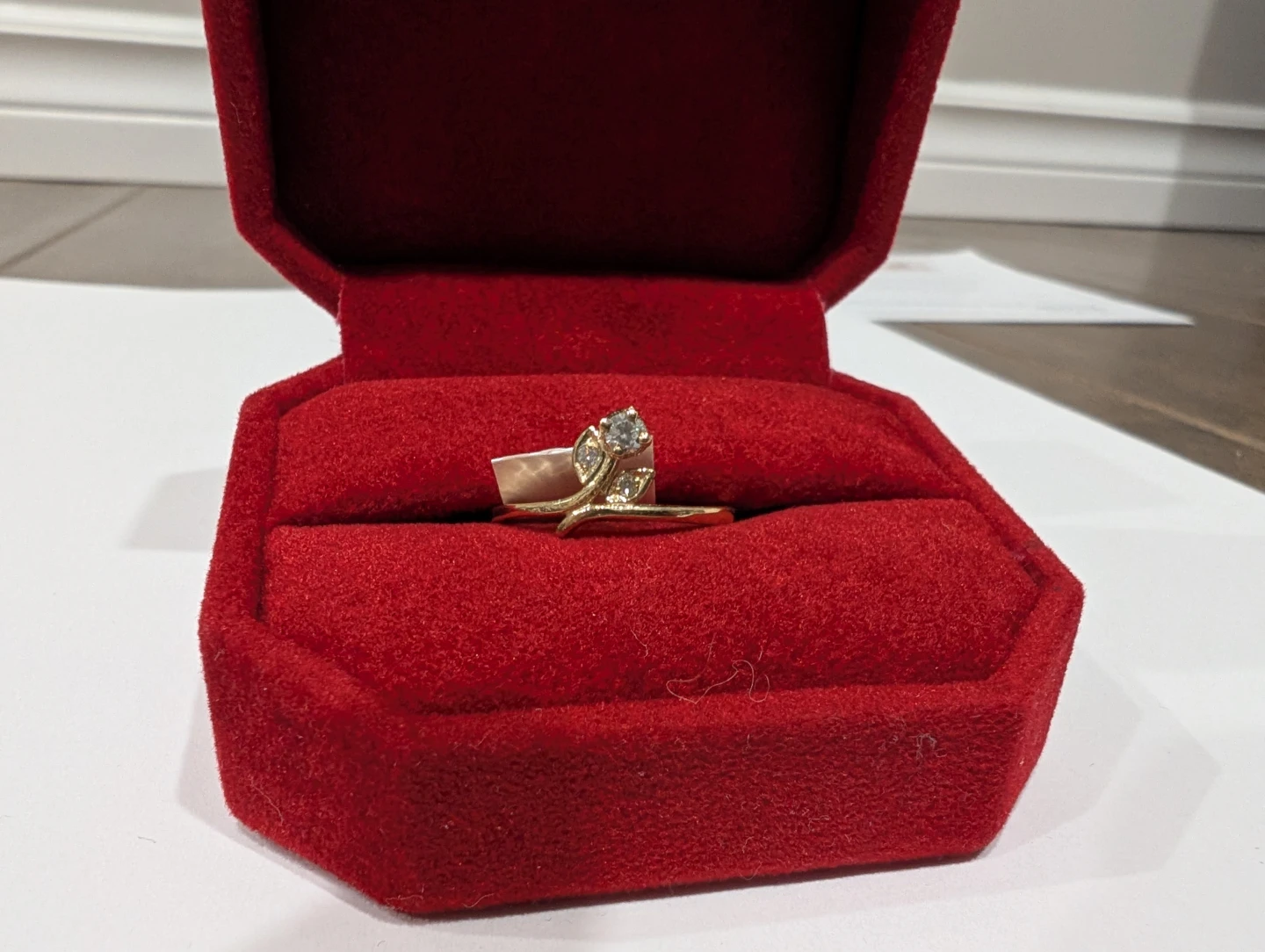Brand New 10K Yellow Gold Genuine Diamond Ring For Sale - photo 3