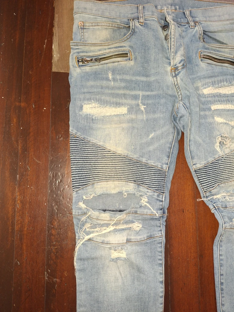 Balmain Paris Distressed Biker Jeans, Size 34 - photo 4
